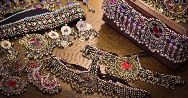 Pakistan Handicrafts 